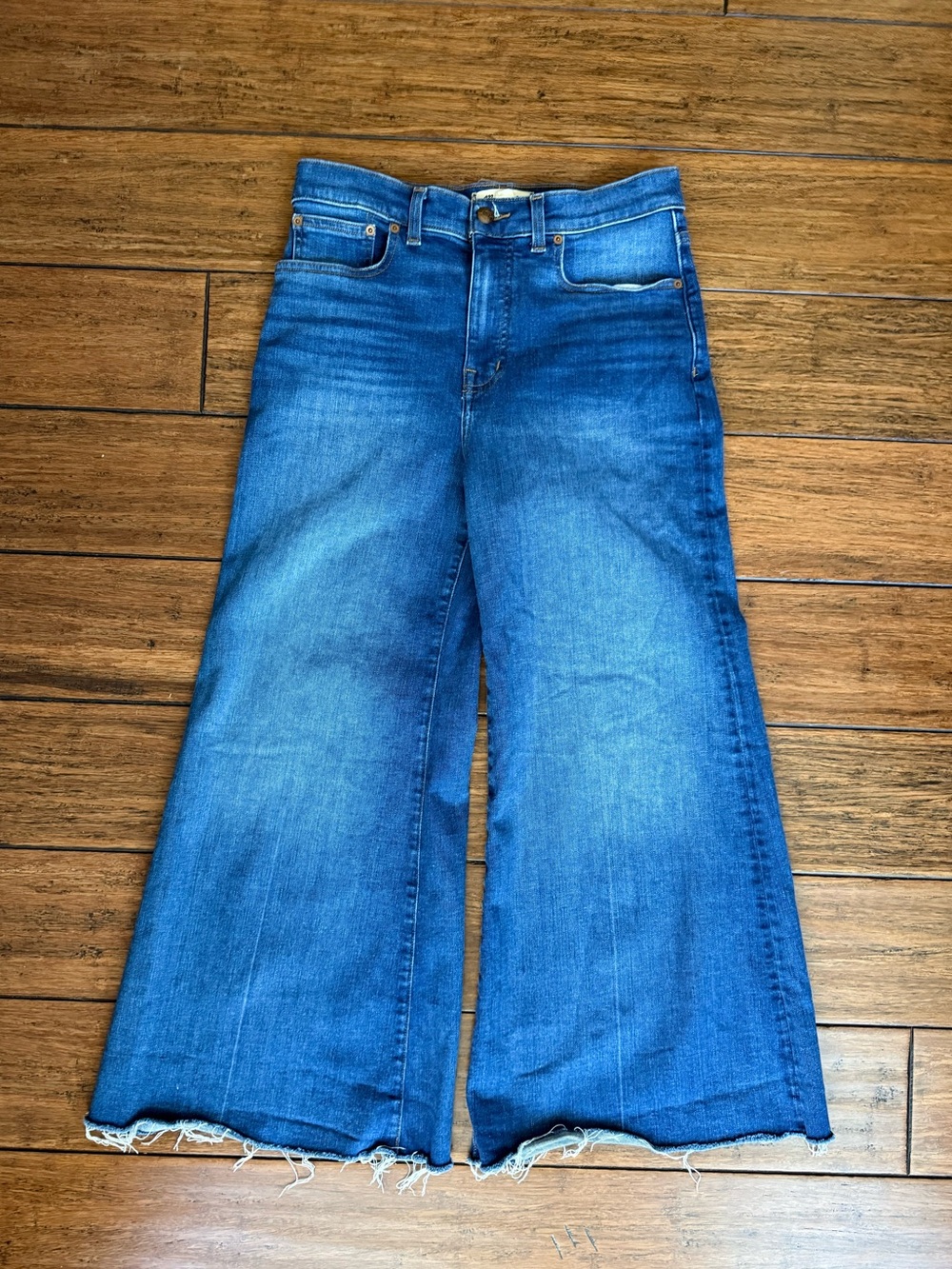 Madewell Flared Wide Leg Jeans Medium Dark Wash Fray Hem Sz 28 Petite NU320